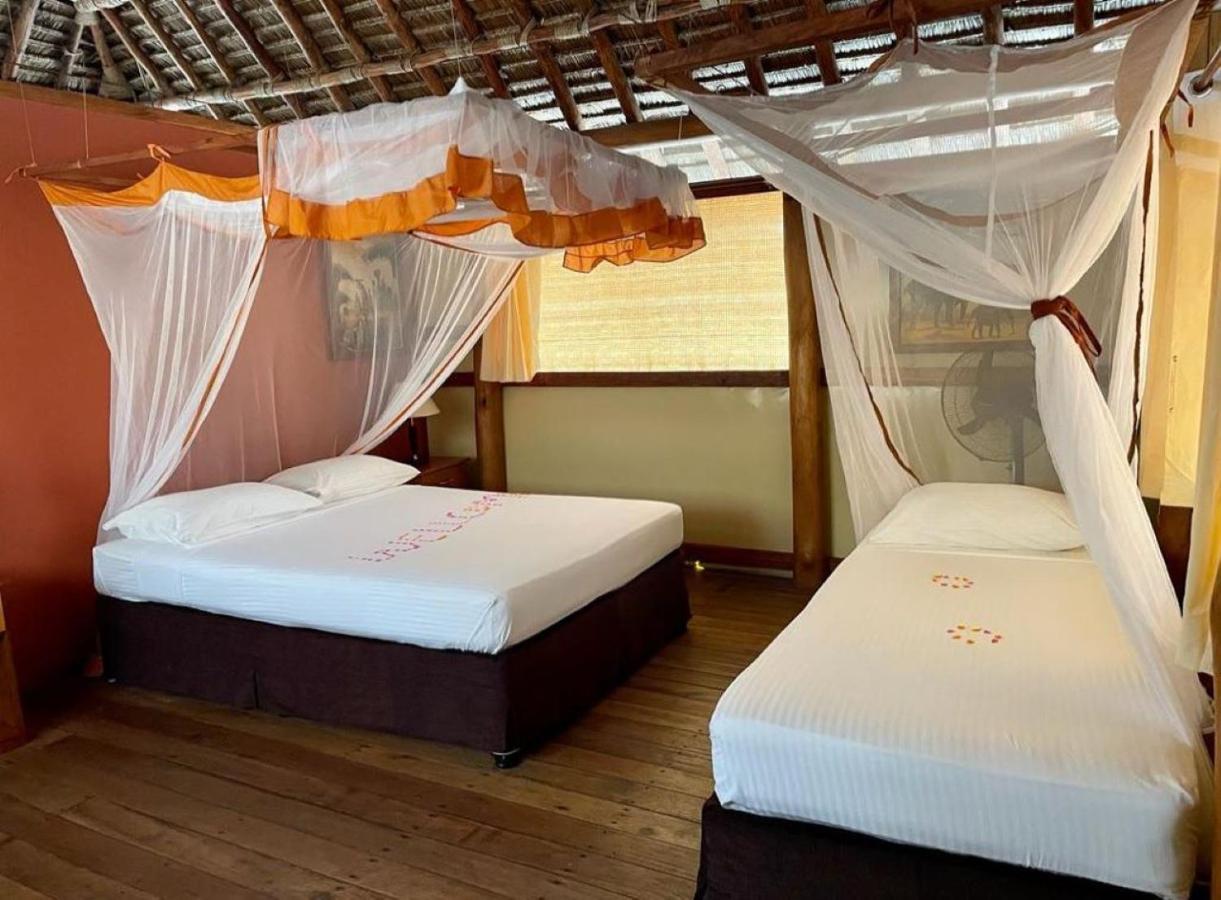 Barry'S Beach Resort Mkwaja Luaran gambar