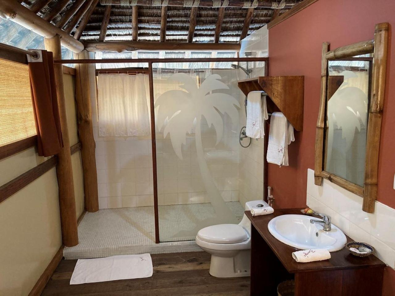 Barry'S Beach Resort Mkwaja Luaran gambar